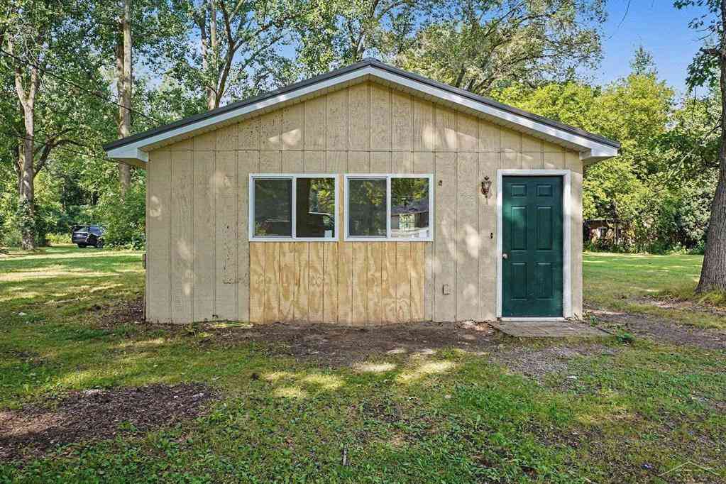 Homes For Sale - 155 N Meridian Road <br/> Midland, MI 48640