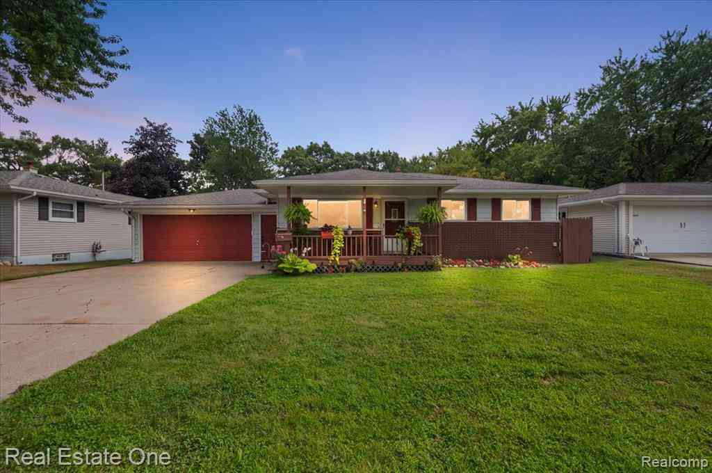 Homes For Sale - 82 Dayton  <br/> Oxford, MI 48371