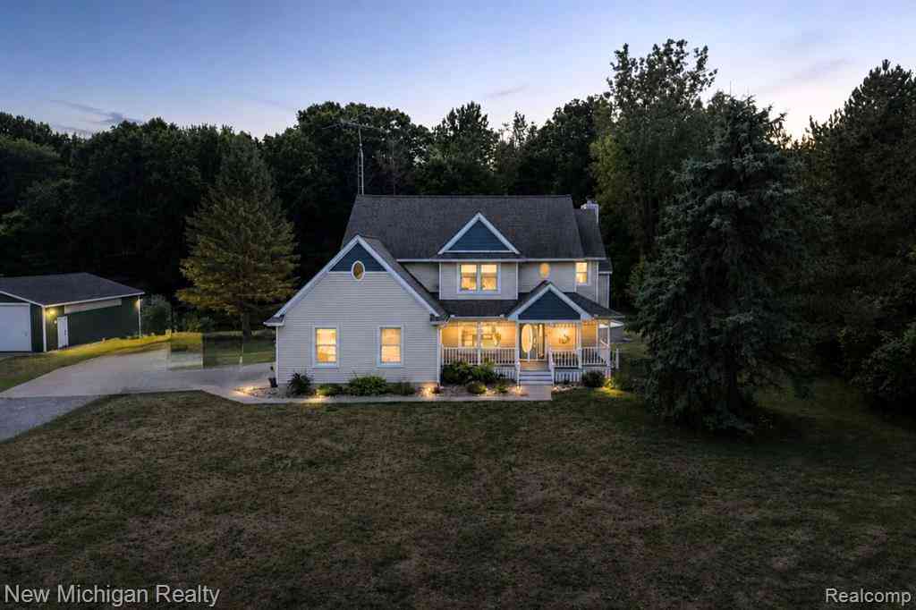 Homes For Sale - 10119 Hill Road <br/> Swartz Creek, MI 48473