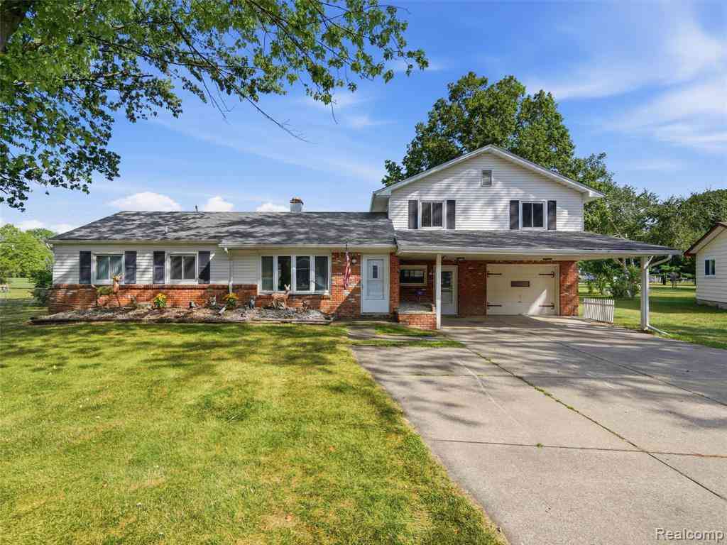 Homes For Sale - 2542 Hearthside Drive <br/> Washtenaw County, Ypsilanti, MI 48198