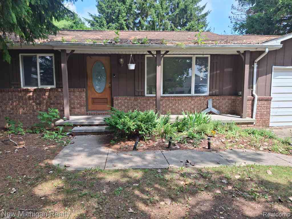 Homes For Sale - 2433 Willow Street <br/> Deckerville, MI 48427