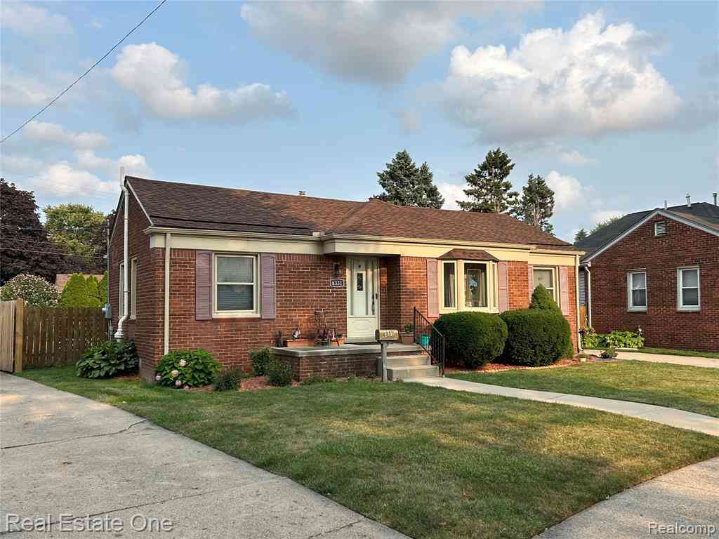 Homes For Sale - 6331 Buckingham Avenue <br/> Allen Park, MI 48101