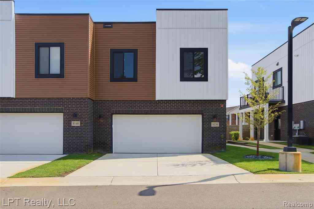 Condo For Sale - 8130 Allor Landing <br/> Brighton, MI 48114