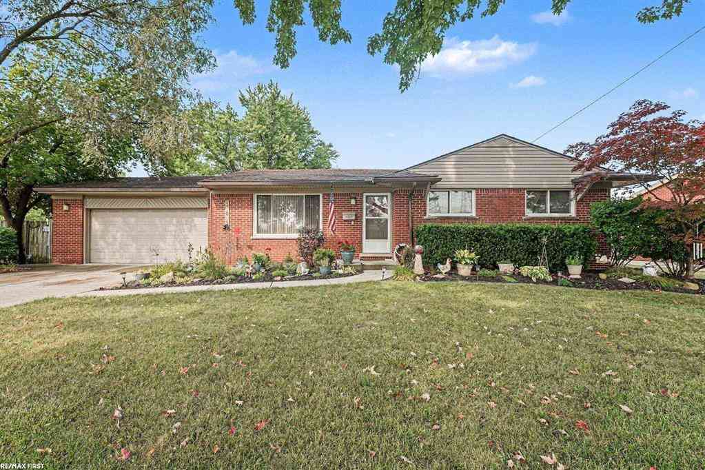 Homes For Sale - 31015 Palomino Avenue <br/> Warren, MI 48093