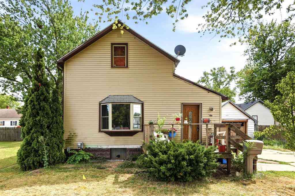 Homes For Sale - 605 W Jenny Street <br/> Bay City, MI 48706