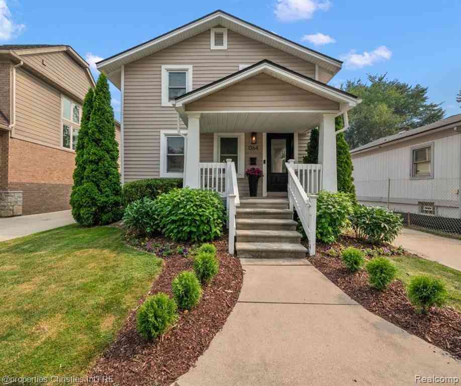 Homes For Sale - 1364 Humphrey Avenue <br/> Birmingham, MI 48009