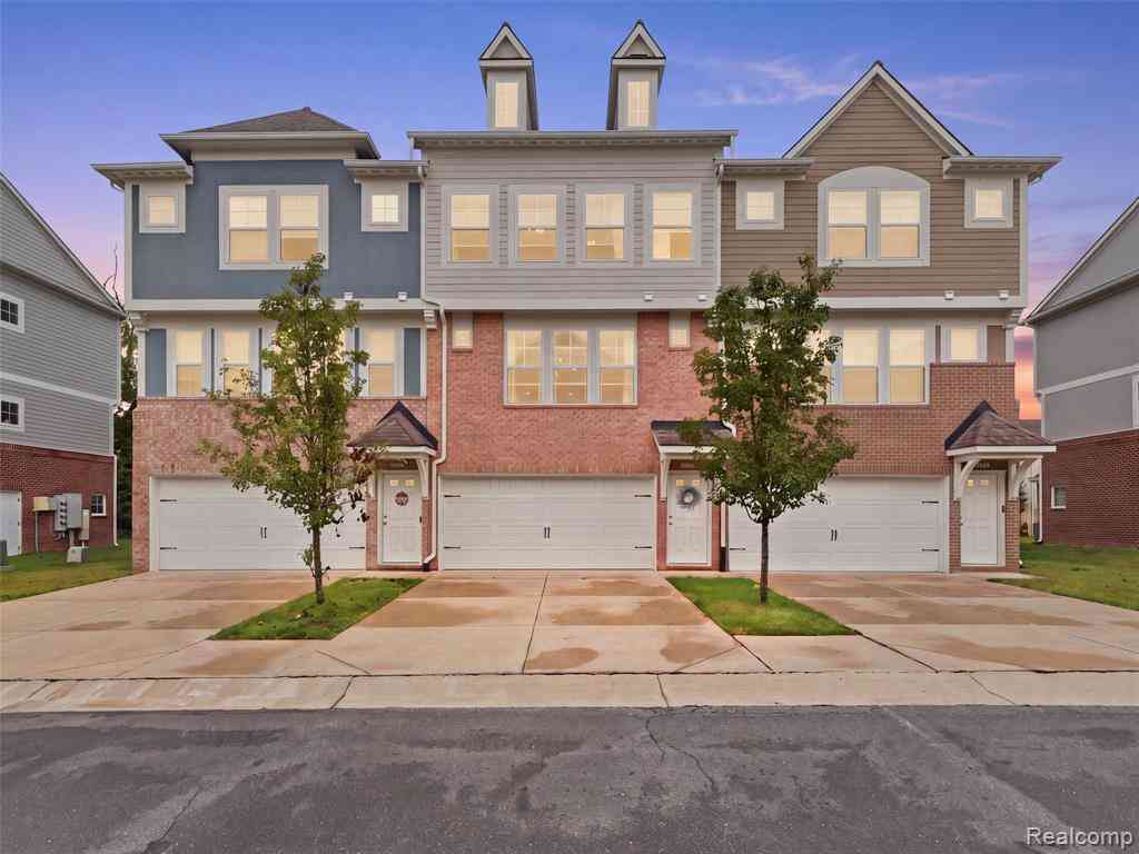 Condo For Sale - 5927 Picall Drive <br/> Oakland County, Troy, MI 48098