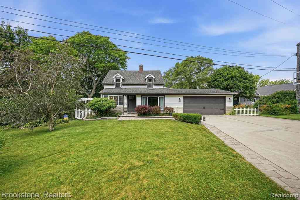 Homes For Sale - 4174 Meyers Road <br/> Oakland County, Waterford, MI 48329