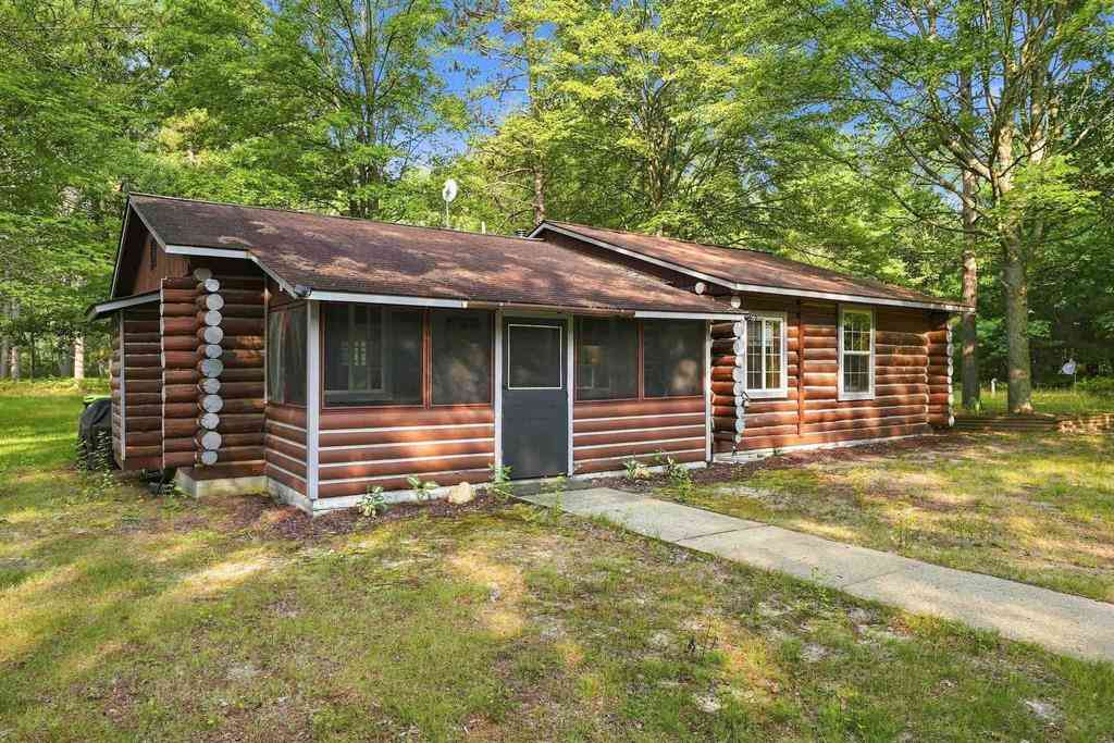 Homes For Sale - 3265 W Jennings Road <br/> Lake City, MI 49651