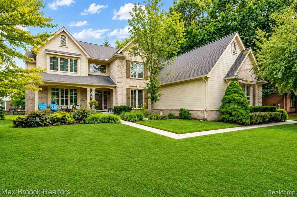 Homes For Sale - 4086 Arcadia Drive <br/> Rochester, MI 48326