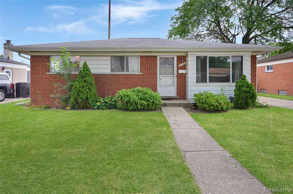 Homes For Sale - 27748 Wagner Drive <br/> Macomb County, Warren, MI 48093