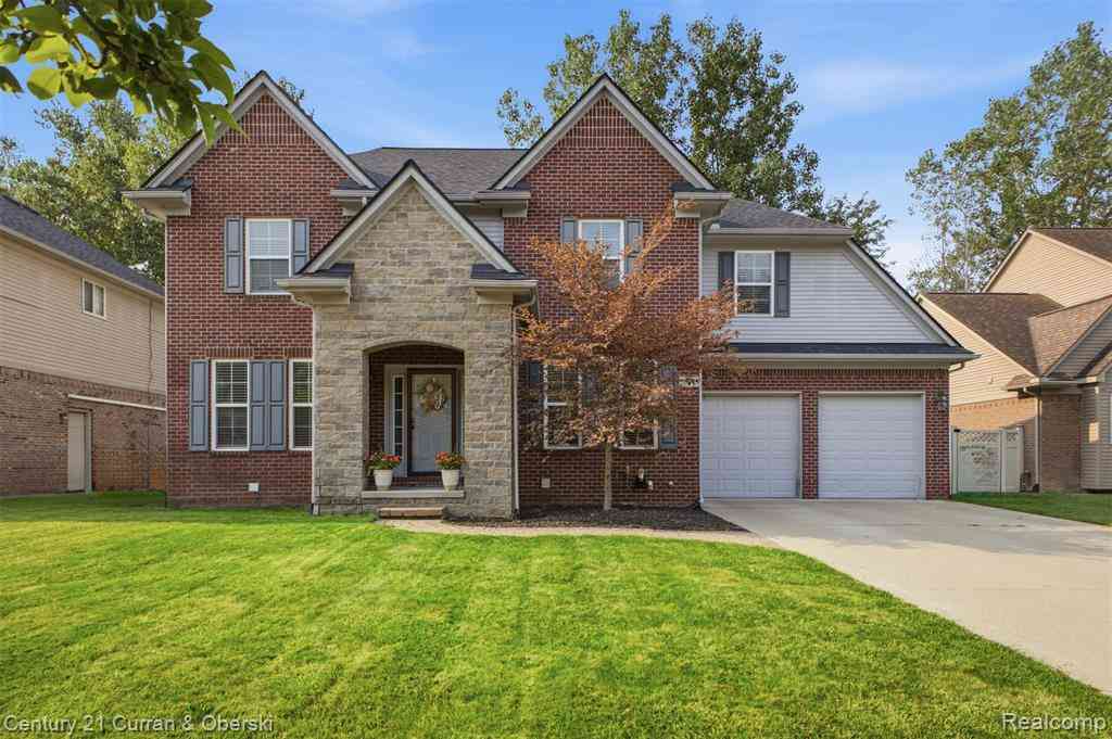 Homes For Sale - 26643 Carly Drive <br/> Wayne County, Brownstown, MI 48174