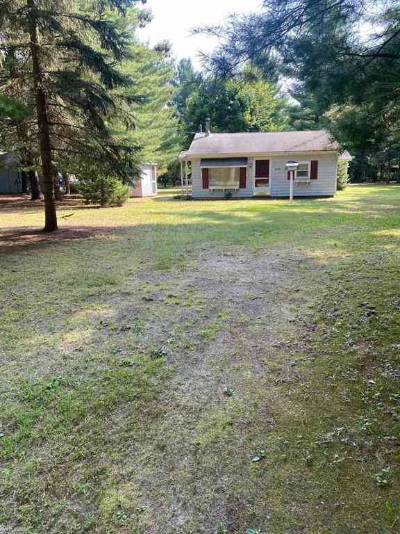 Homes For Sale - 9686 Doe Road <br/> Harrison, MI 48625