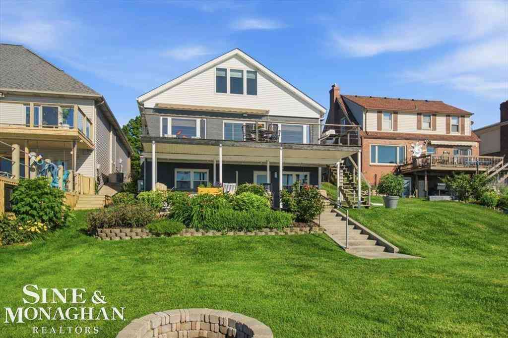 Homes For Sale - 69 Gratiot Boulevard <br/> Marysville, MI 48040