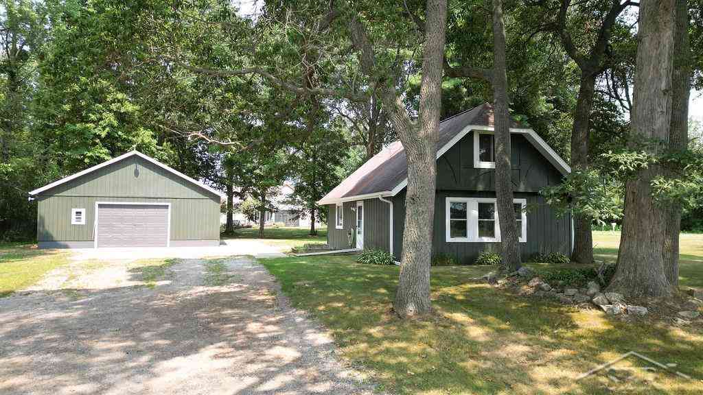 Homes For Sale - 5959 Busch Road <br/> Saginaw County, Birch Run, MI 48415