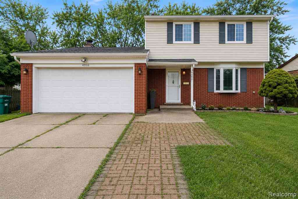 Homes For Sale - 654 Manchester Street <br/> Madison Heights, MI 48071