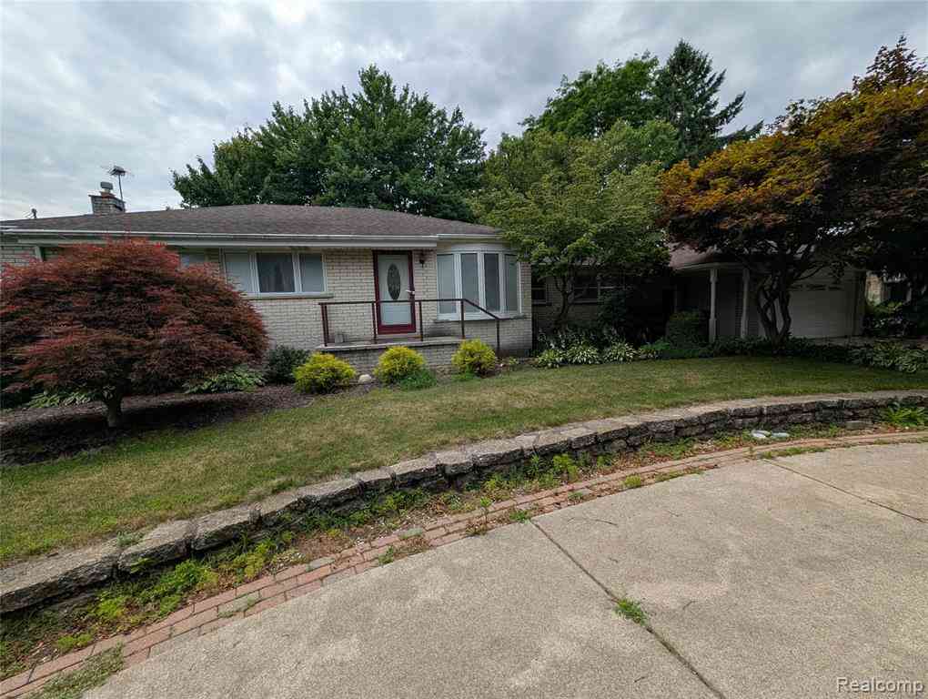 Homes For Sale - 11700 Jean Ann  <br/> Macomb County, Washington, MI 48094
