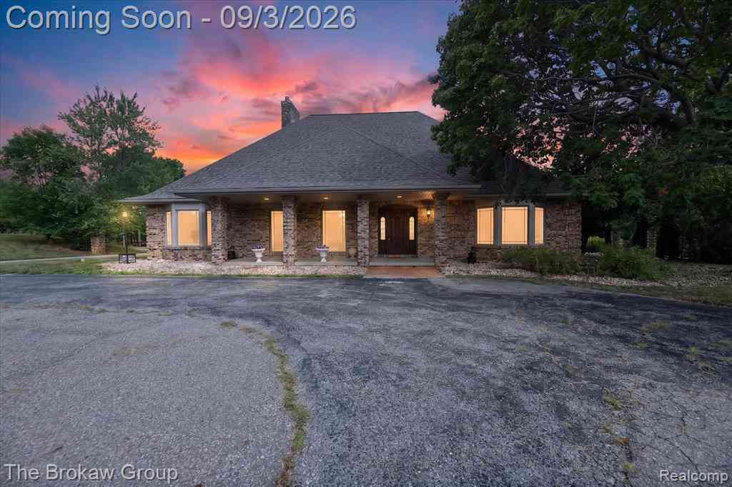 Homes For Sale - 9505 E Atherton Road <br/> Genesee County, Davison, MI 48423