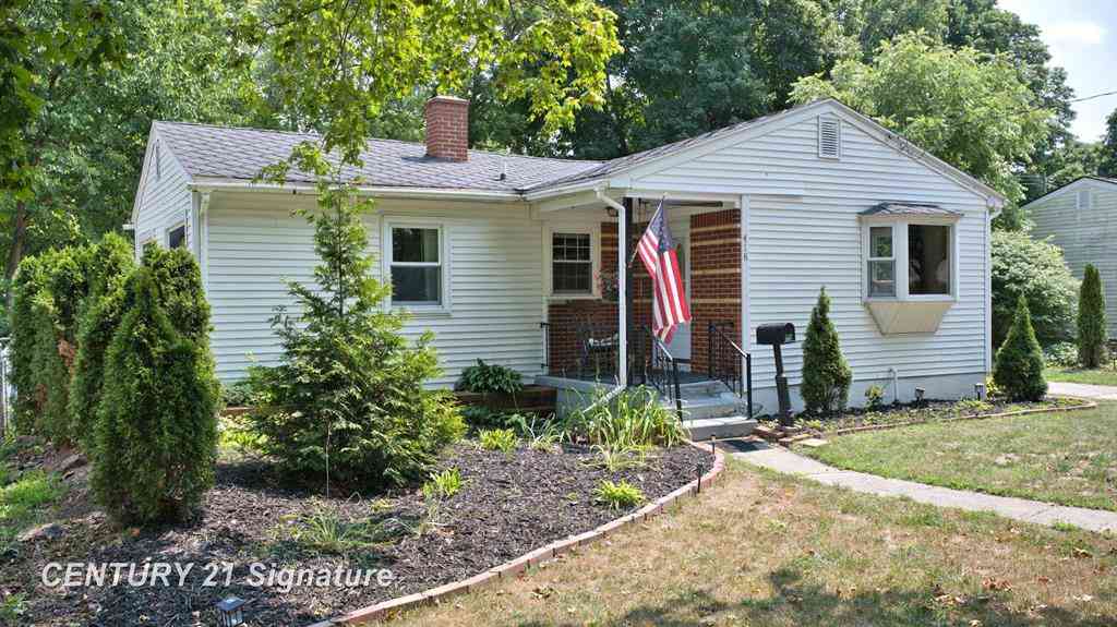 Homes For Sale - 418 Labian Drive <br/> Flushing, MI 48433