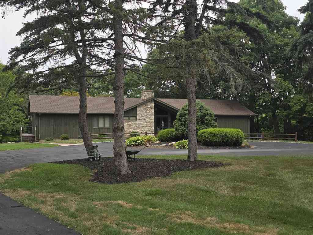 Homes For Sale - 2767 Park Lane <br/> Shiawassee County, Owosso, MI 48867