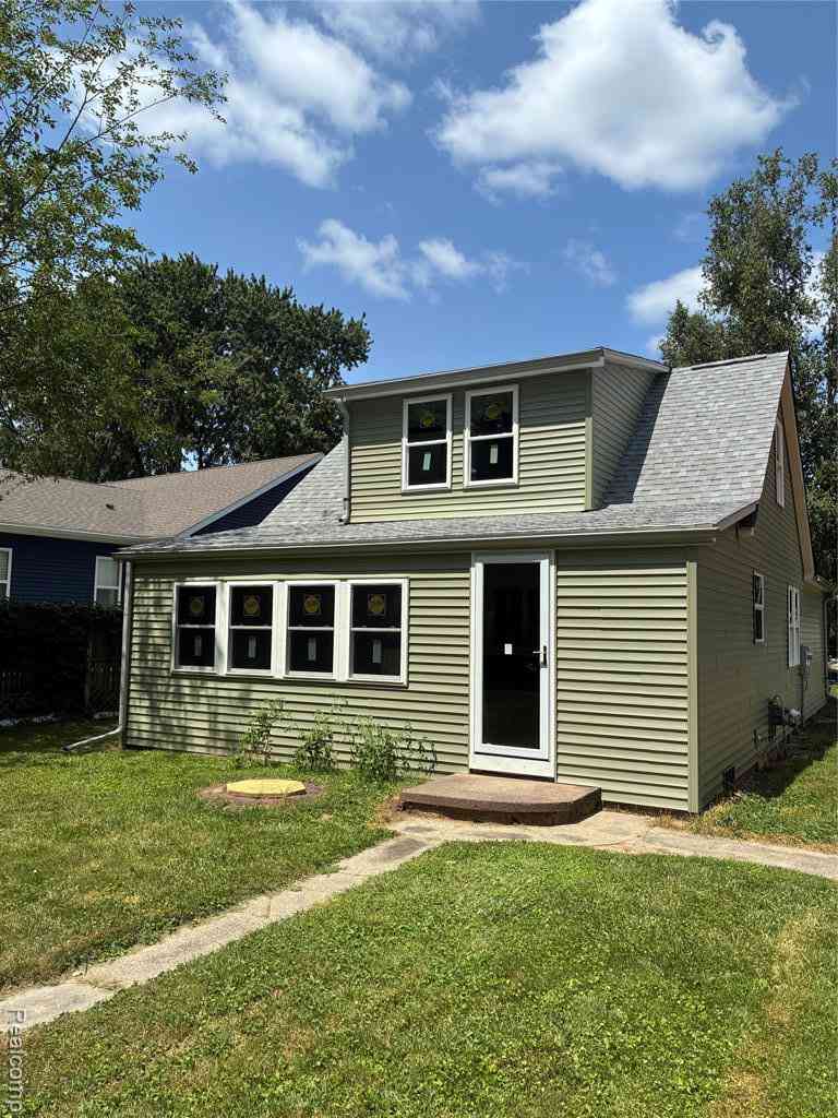 Homes For Sale - 5901 Felske Drive <br/> Livingston County, Brighton, MI 48116