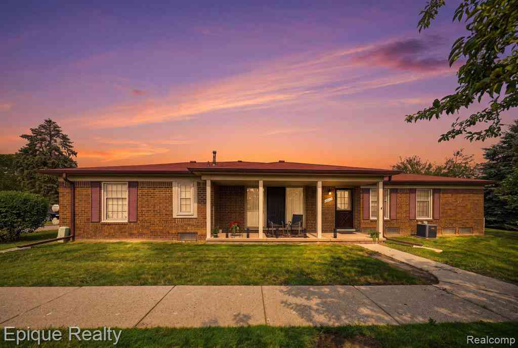 Condo For Sale - 15031 Pilgrim Court <br/> Shelby Twp, MI 48315