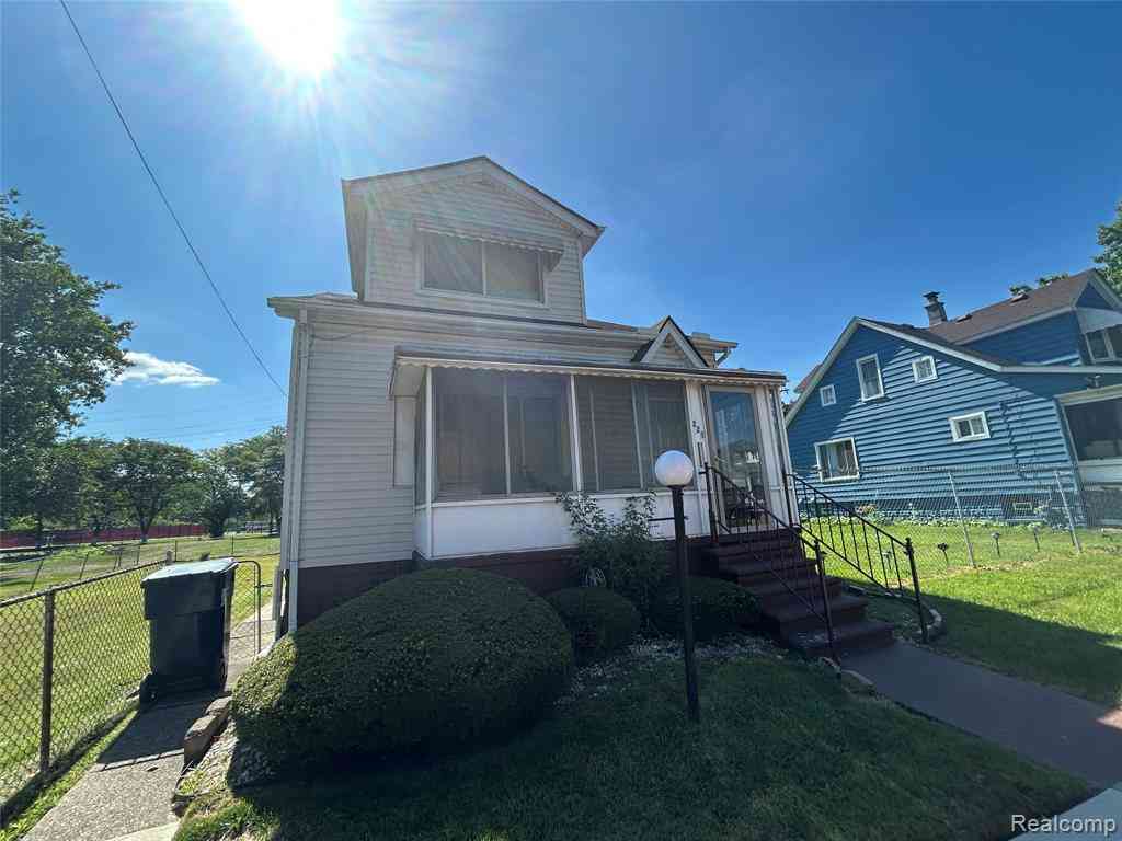 Homes For Sale - 221 Campbell Street <br/> River Rouge, MI 48218