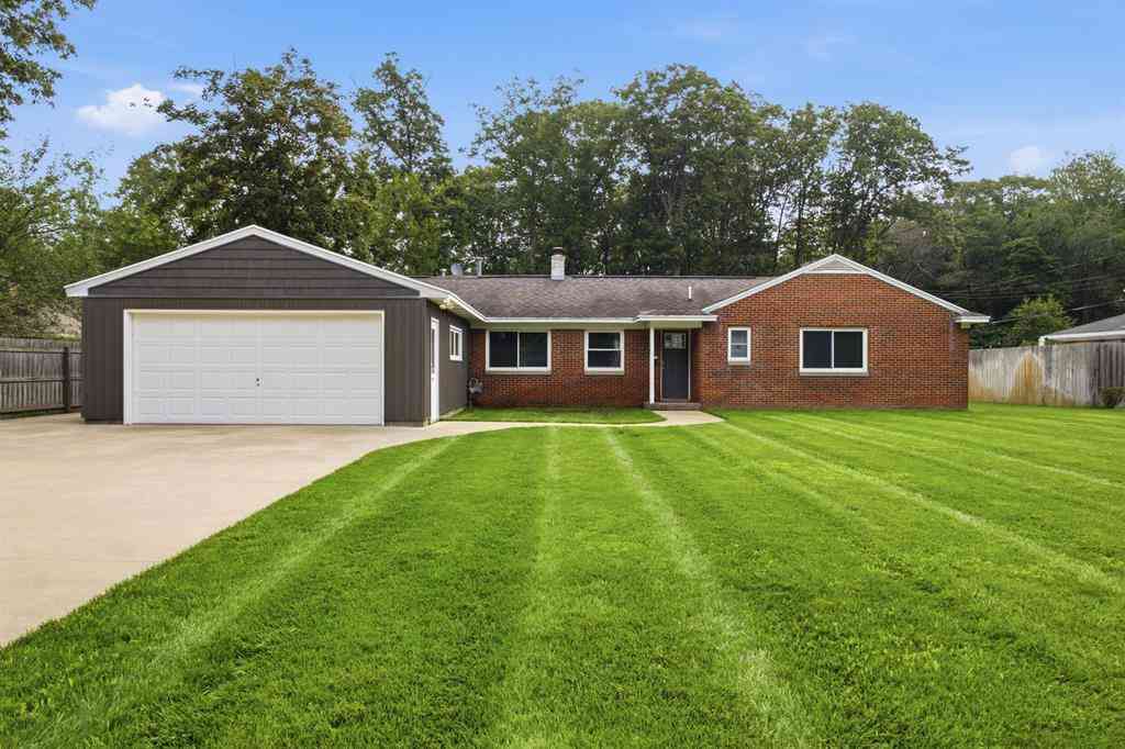 Homes For Sale - 3988 Stryker Drive <br/> Norton Shores, MI 49441