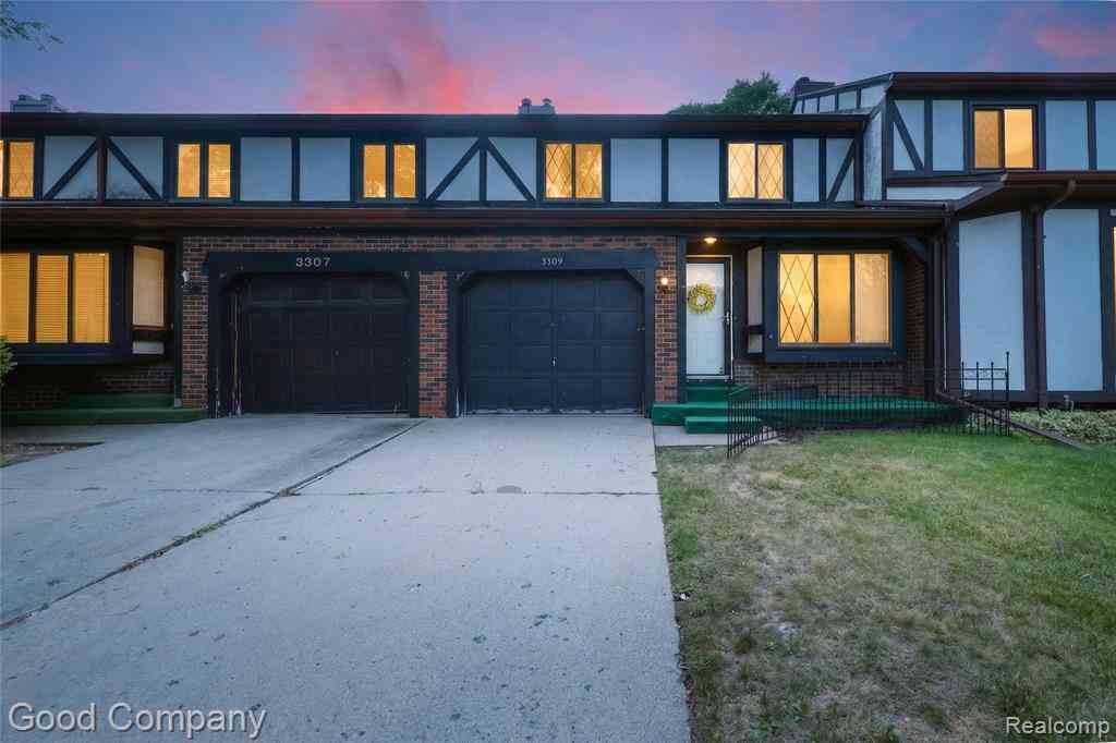 Homes For Sale - 3309 Sunset Drive <br/> Flint, MI 48503