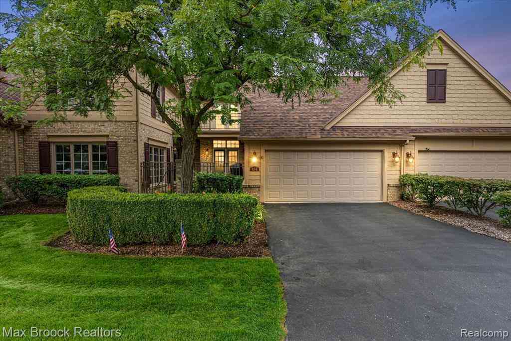 Condo For Sale - 654 Deauville Lane Lane <br/> Oakland County, Bloomfield Hills, MI 48304