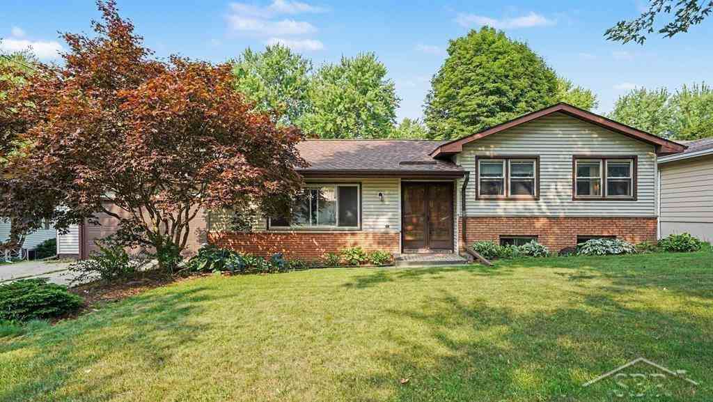 Homes For Sale - 209 Westview Drive <br/> Alma, MI 48801