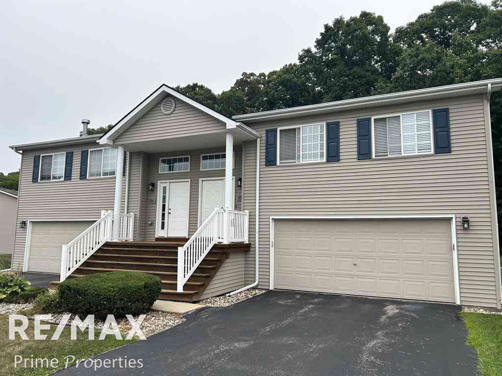 Condo For Sale - 1014 Timber Ridge Court <br/> Grand Blanc, MI 48439