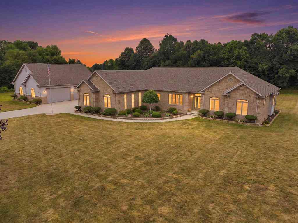 Homes For Sale - 6100 Sunnys Way  <br/> Imlay City, MI 48444