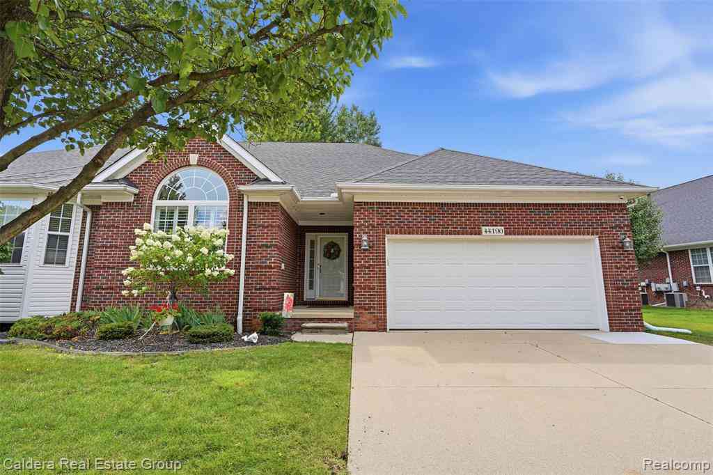 Condo For Sale - 44190 Orion Drive <br/> Macomb County, Sterling Heights, MI 48314