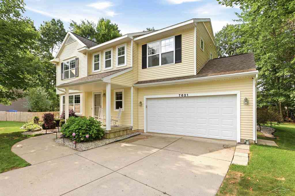 Homes For Sale - 7621 Winding Creek Court <br/> Midland, MI 48642