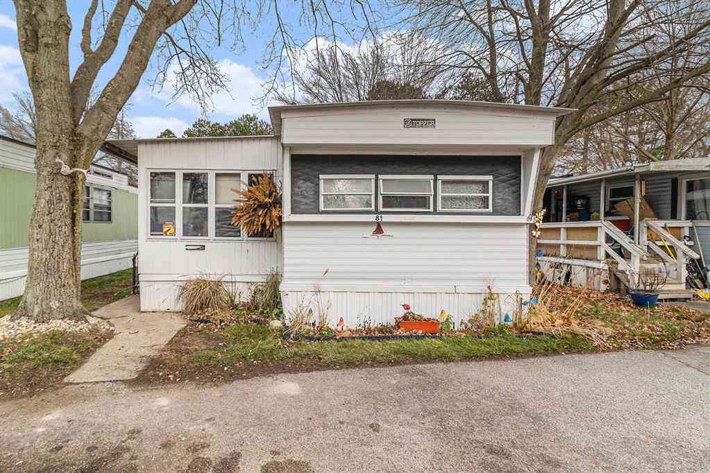 Homes For Sale - 3527 Hoyt Street  #81<br/> Norton Shores, MI 49444