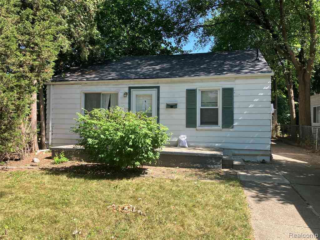 Homes For Sale - 20485 Elkhart Street <br/> Harper Woods, MI 48225