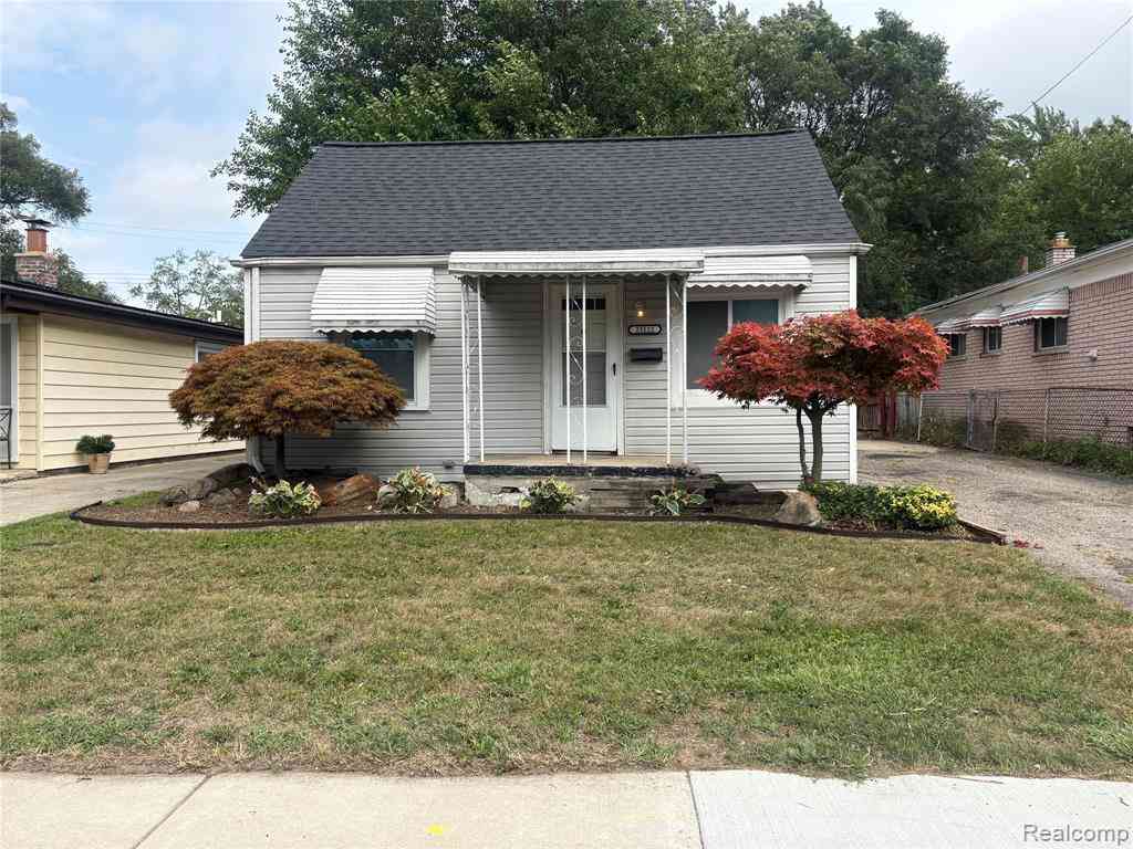 Homes For Sale - 23122 Davey Avenue <br/> Hazel Park, MI 48030