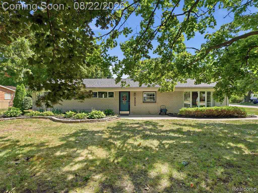 Homes For Sale - 9204 Morrison Avenue <br/> Plymouth, MI 48170