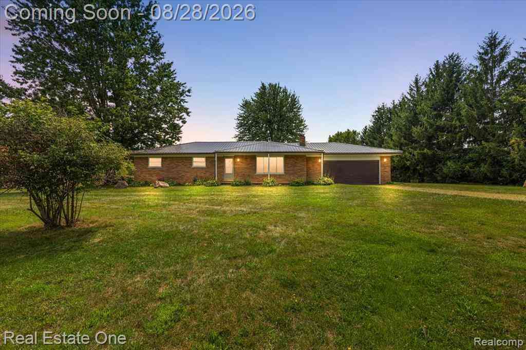 Homes For Sale - 15250 34 Mile Road <br/> Armada, MI 48005