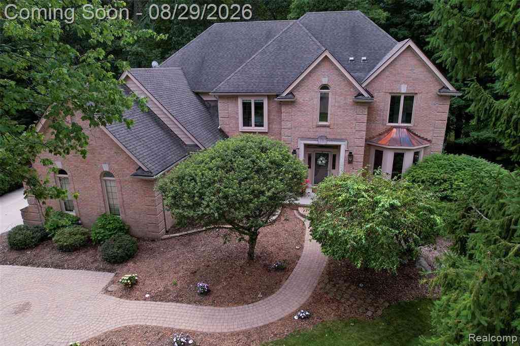 Homes For Sale - 1733 Apple Ridge Court <br/> Rochester, MI 48306