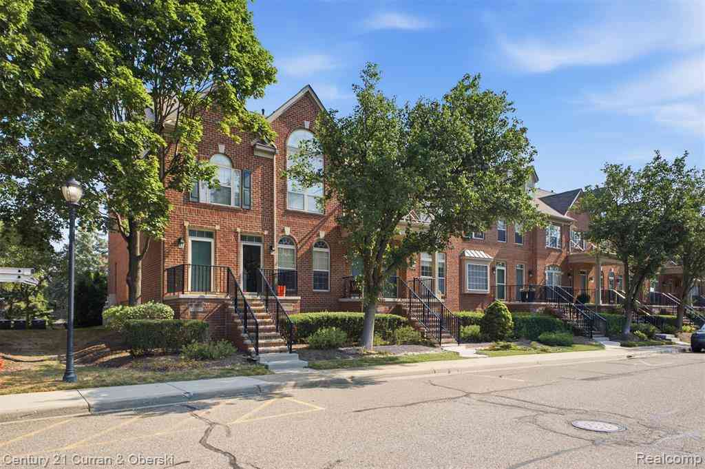 Condo For Sale - 39444 Springwater Drive <br/> Northville, MI 48168
