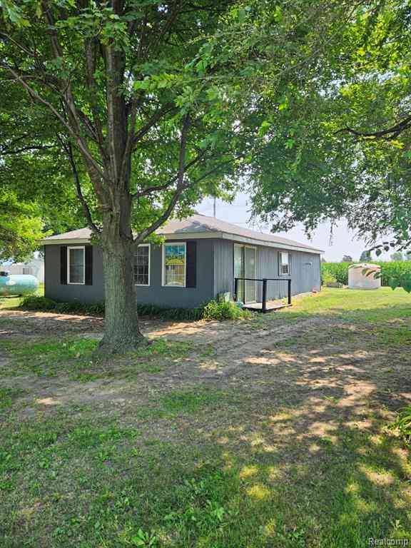 Homes For Sale - 5835 Bay City Forestville Road <br/> Akron, MI 48701