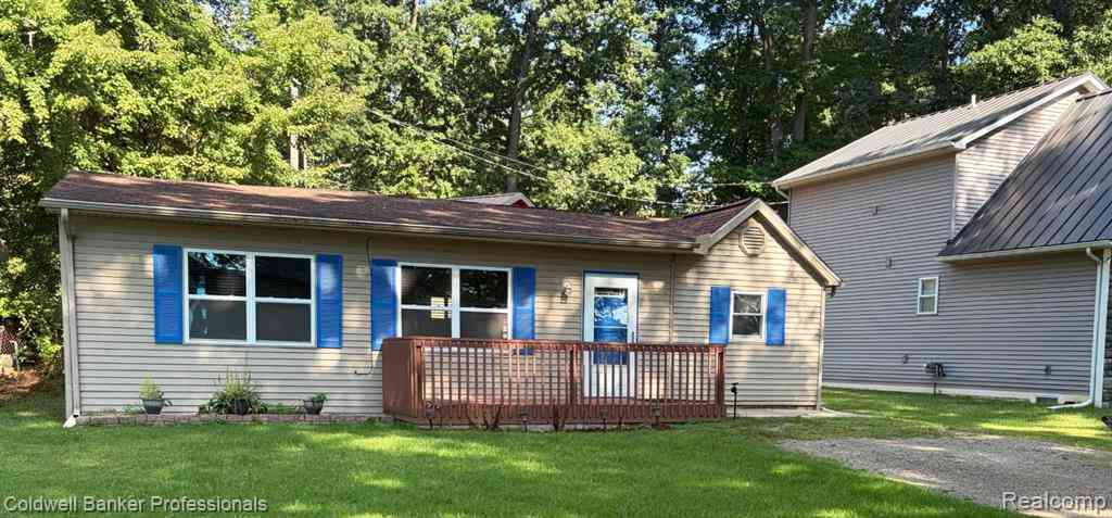 Homes For Sale - 270 Indian Trail  <br/> Columbiaville, MI 48421