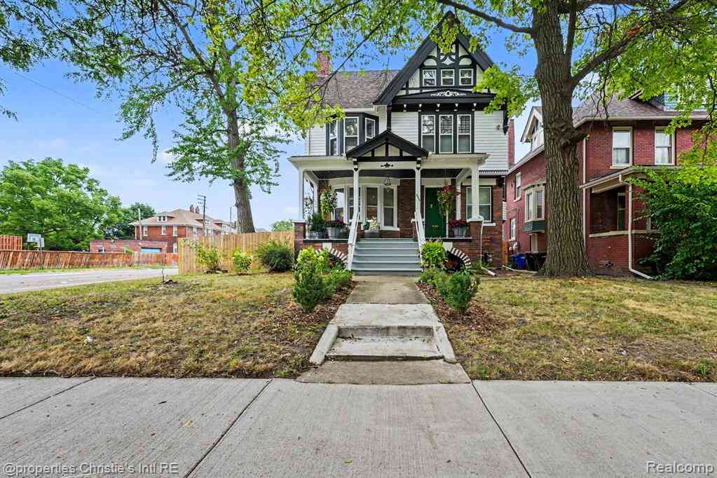 Homes For Sale - 605 Atkinson Street <br/> Wayne County, Detroit, MI 48202
