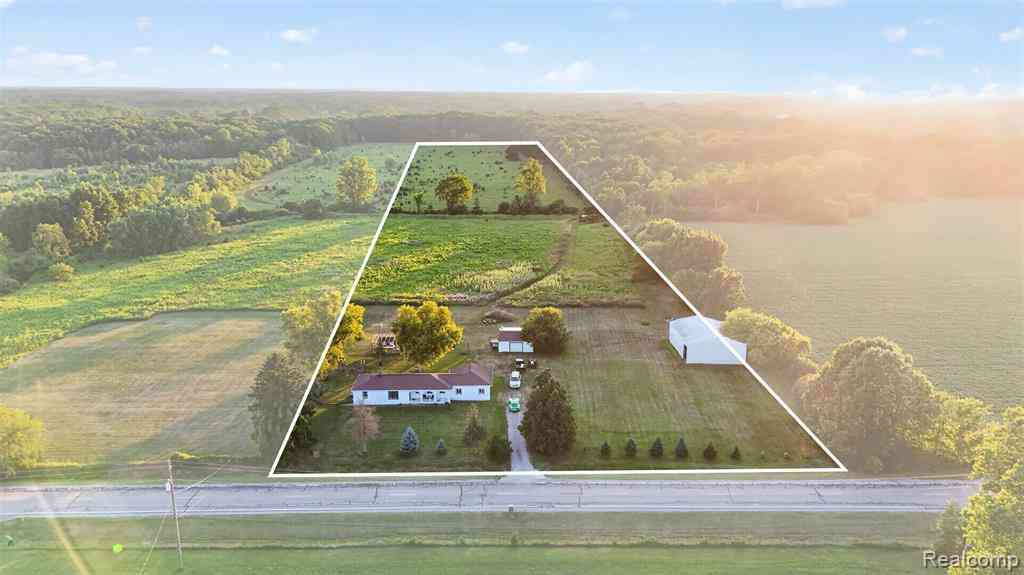 Homes For Sale - 7369 N Webster Road <br/> Mount Morris, MI 48458