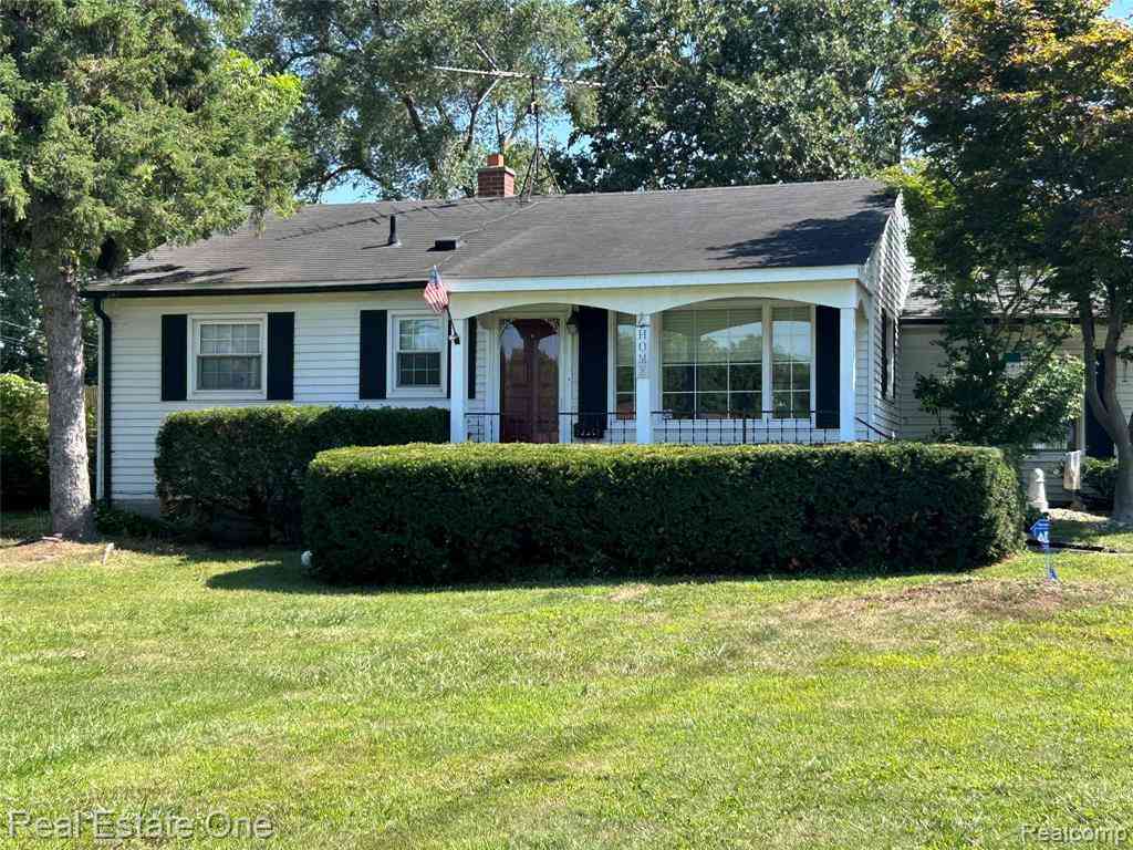 Homes For Sale - 22967 Northline Road <br/> Wayne County, Taylor, MI 48180