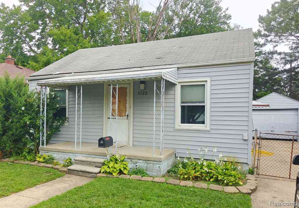 Homes For Sale - 5722 N Silvery Lane <br/> Wayne County, Dearborn Heights, MI 48127