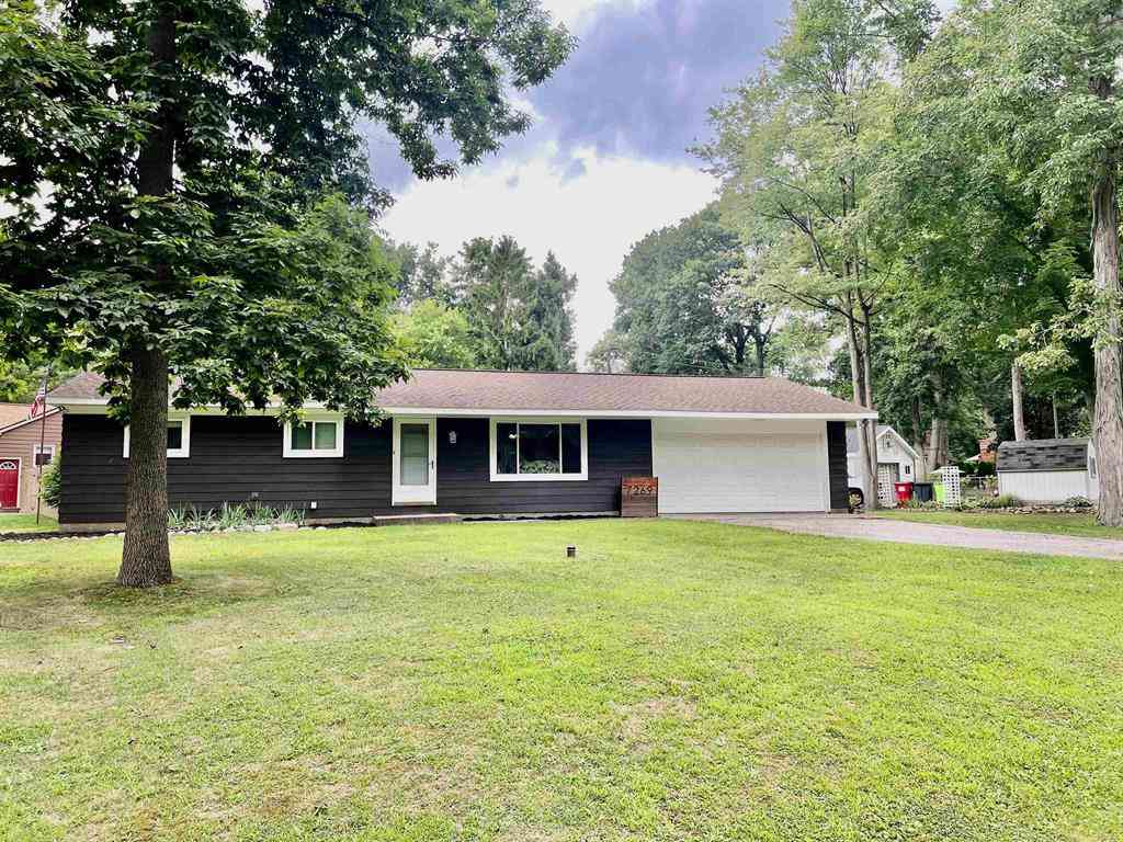 Homes For Sale - 7269 Emerson Street <br/> Macomb County, Washington, MI 48094