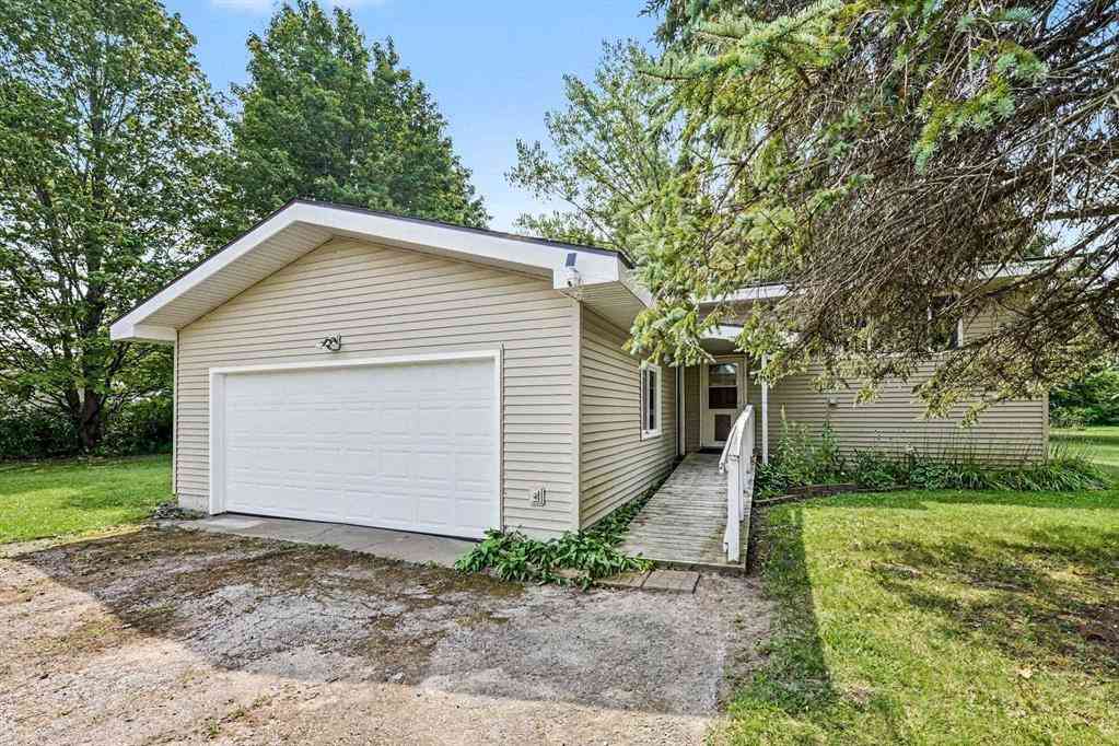 Homes For Sale - 5431 Brentwood Street <br/> Grawn, MI 49637